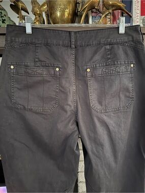 Pilcro Anthropologie Black Cargo Pants with Patch Pockets NEW never worn